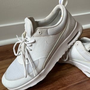 Air Max Thea